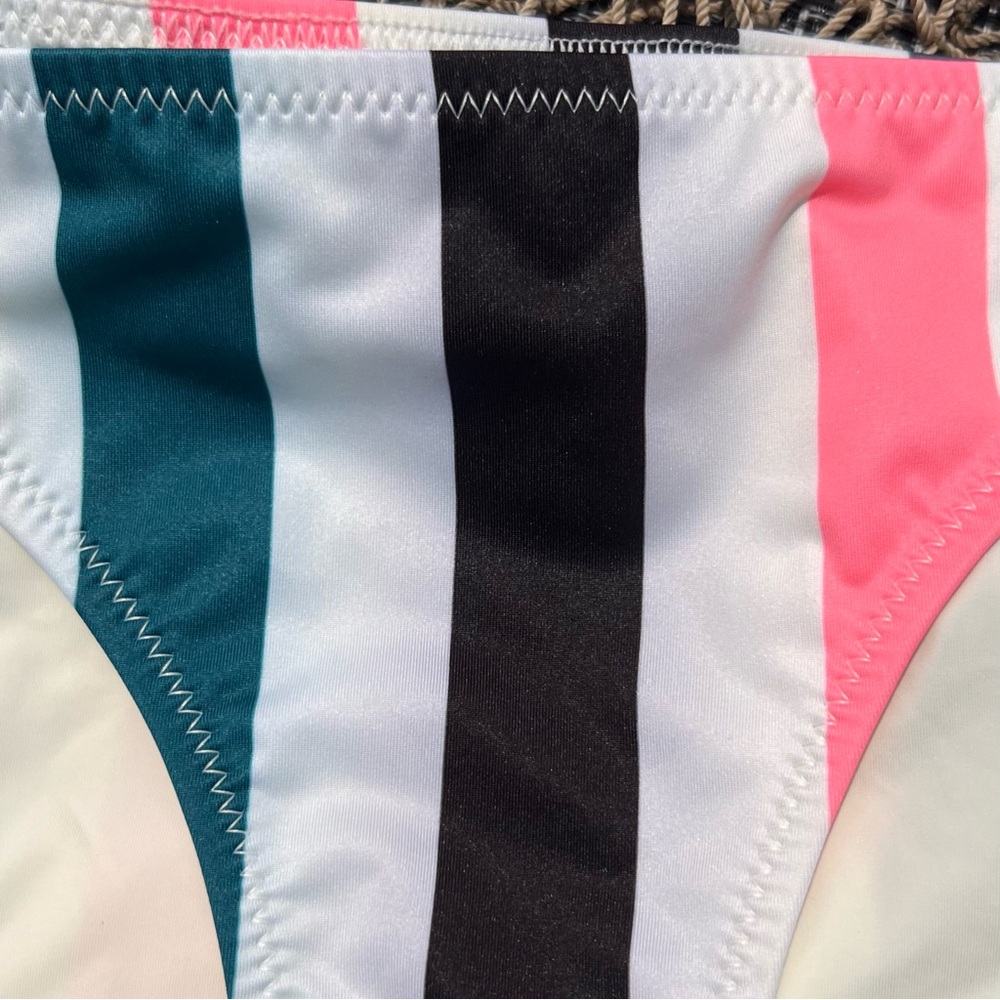 Solid & Striped Thea Bikini Size Medium Nwot - image 6